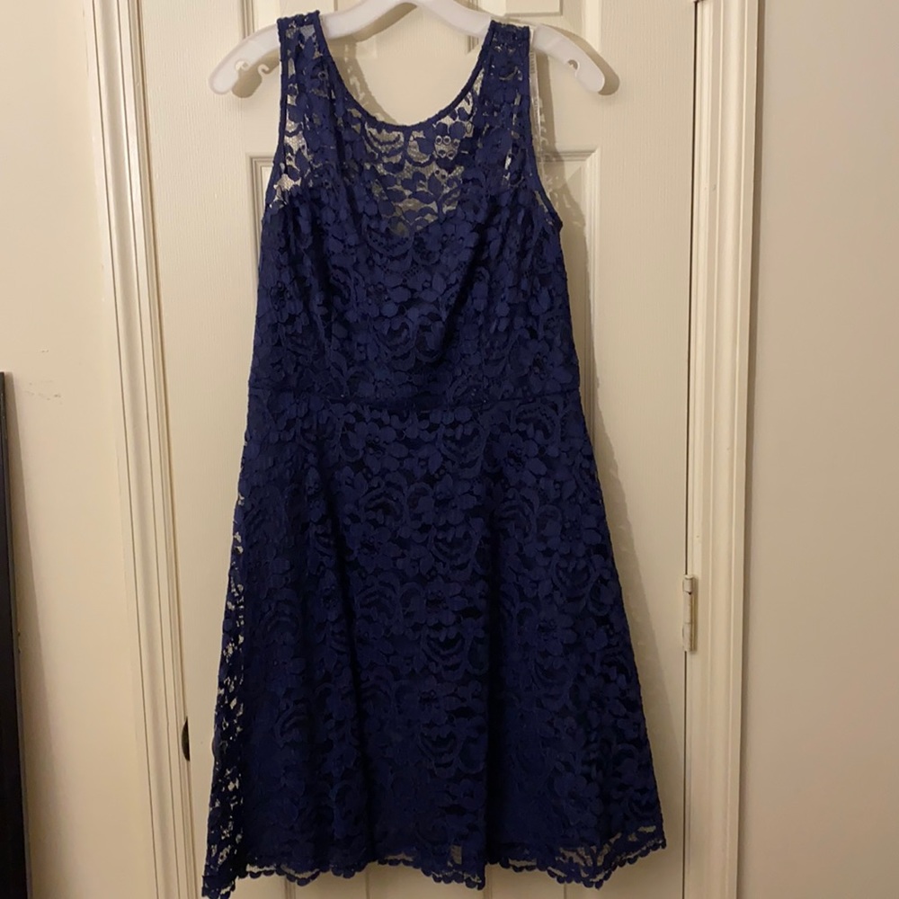 David’s Bridal lacy knee length dress in navy